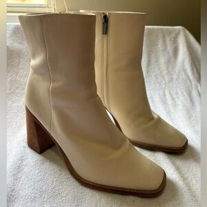 Vince Camuto: Cream Heeled Boots